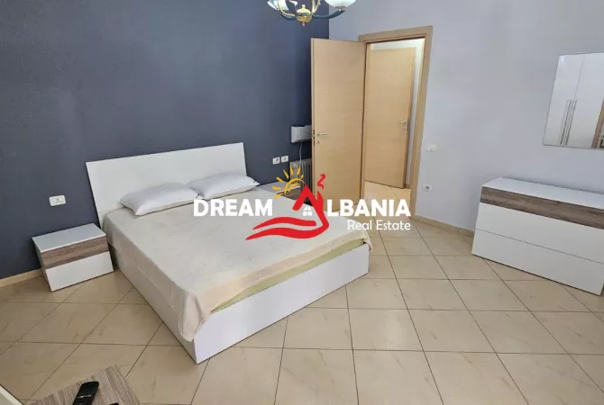 Shtepi me qera Apartament ne Tirane, 2+1, Mobilimi E mobiluar, Pagesa 650  Euro.