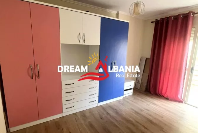 Appartamento in vendita a Tirana 3+1, Arredato