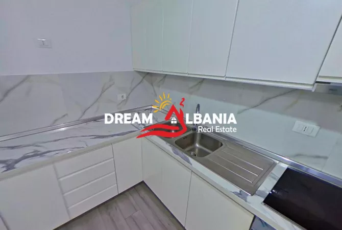 Shtepi me qera Apartament ne Tirane, 2+1, Mobilimi E mobiluar, Pagesa 850  Euro.