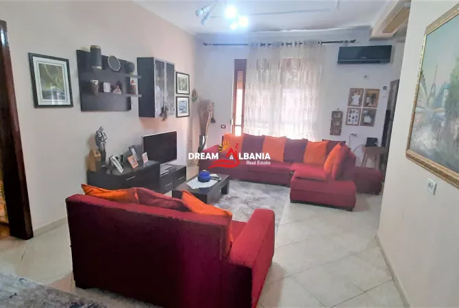 Apartament 3+1 me qera ne zonen e 21 Dhjetorit prane Policise Bashkiake ne Tirane (ID 4231272)