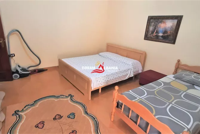 Shtepi me qera Apartament ne Tirane, 3+1, Mobilimi E mobiluar, Pagesa 1,000  Euro.