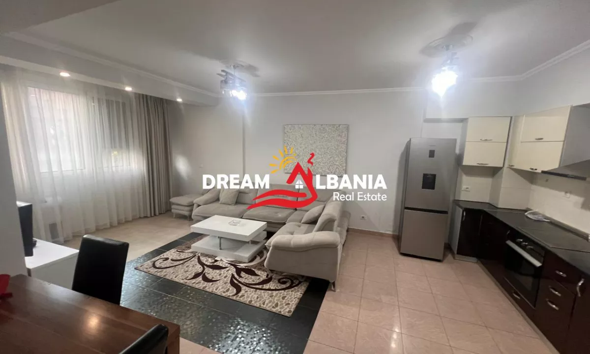 Shtepi ne shitje Apartament ne Tirane, 3+1, Mobilimi E mobiluar, Pagesa 299,000  Euro.