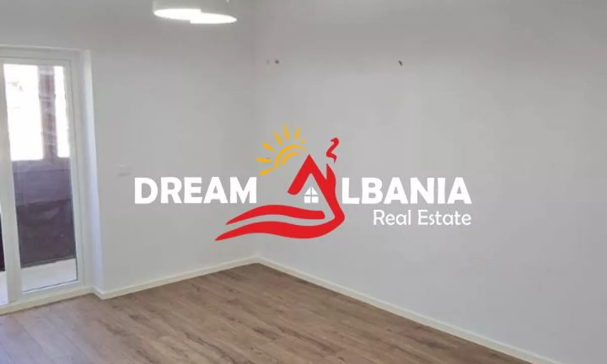 Appartamento in vendita a Tirana 1+1, Vuoto