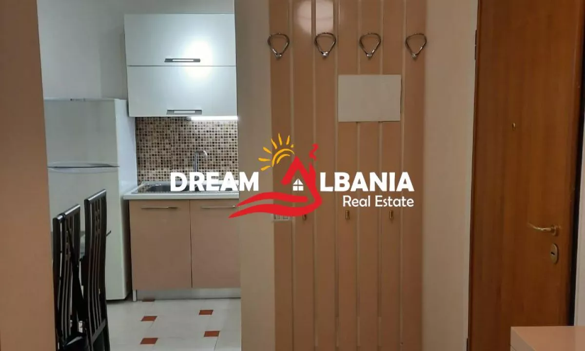 Shtepi me qera Apartament ne Tirane, 1+1, Mobilimi E mobiluar, Pagesa 650  Euro.