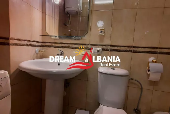 Shtepi me qera Apartament ne Tirane, 1+1, Mobilimi E mobiluar, Pagesa 650  Euro.