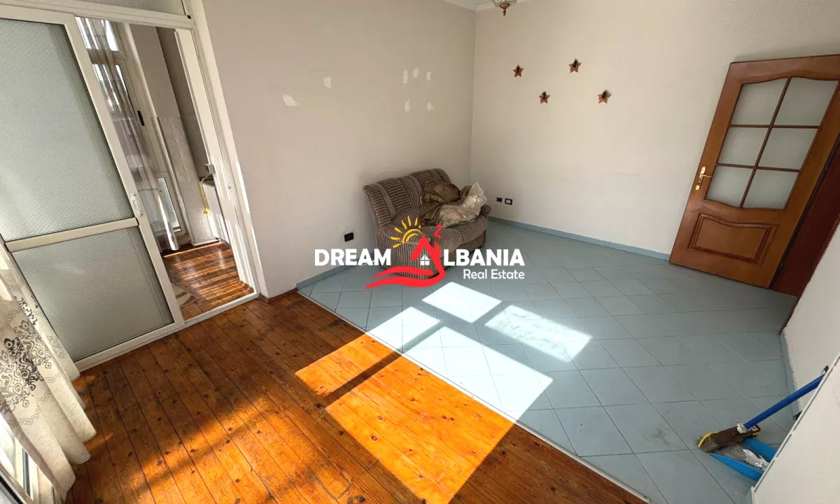 Ambient Zyre ( 3+1+2) me Qera Rrugen Mine Peza, prane Prokuroris (ID 42611366)