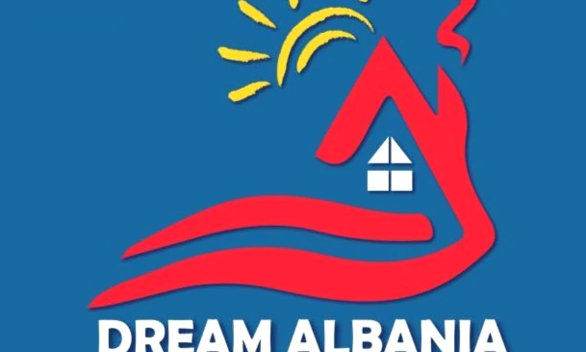 Ambjent Zyre me qera buze rruges se Durresit ne Tirane (ID 42711142)