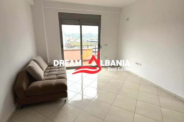 Shtepi ne shitje Apartament ne Tirane, 1+1, Mobilimi Bosh, pa mobiluar, Pagesa 82,000  Euro.