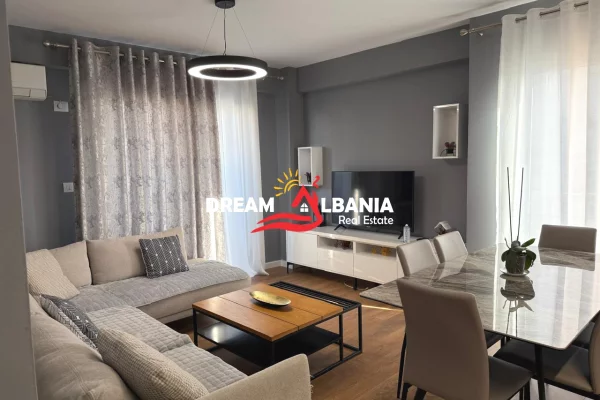 Shtepi me qera Apartament ne Tirane, 2+1, Mobilimi E mobiluar, Pagesa 800  Euro.