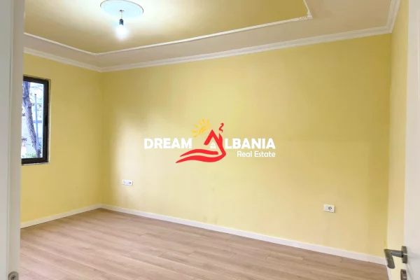 Appartamento in vendita a Tirana 1+1, Vuoto