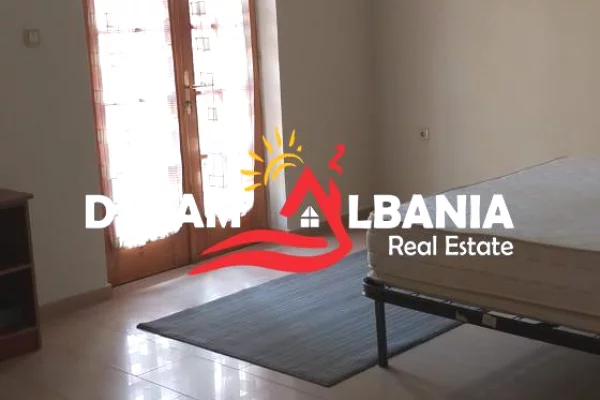 Shtepi ne shitje Vila Luksoze ne Tirane, 7+1, Mobilimi E mobiluar, Pagesa 850,000  Euro.