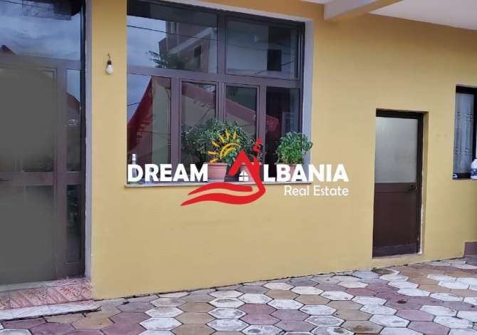 Business Property for Rent 4+1 in Tirana - 300 Euro