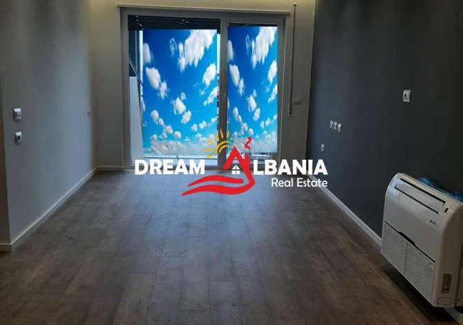 Jepet zyre me qera tek 21 Dhjetori (ID 4261716)