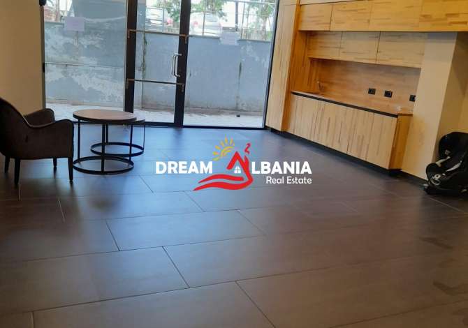 Ambient biznesi me qera 4+1 ne Tirane - 500 Euro