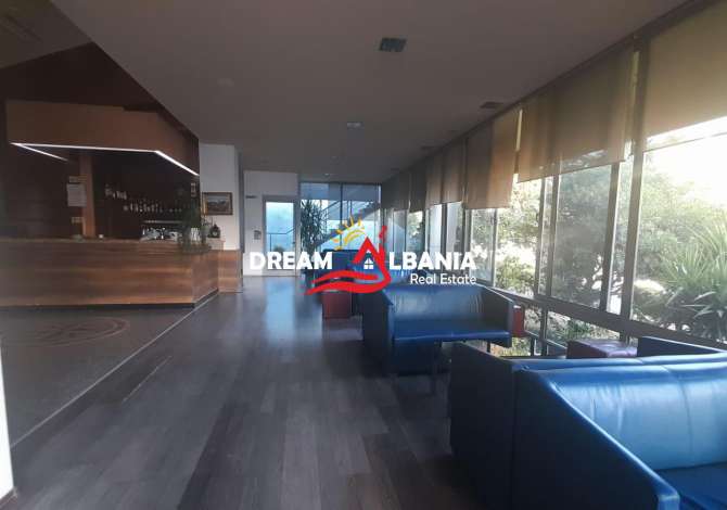 Ambient biznesi me qera 5+1 ne Vlore - 30,000 Euro