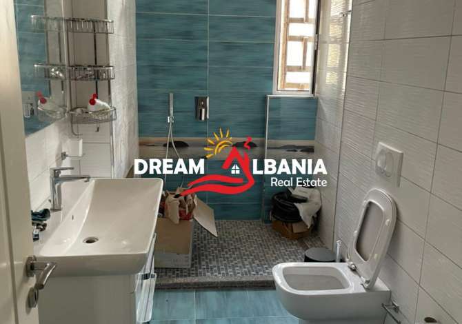 Ambient biznesi me qera 3+1 ne Tirane - 600 Euro