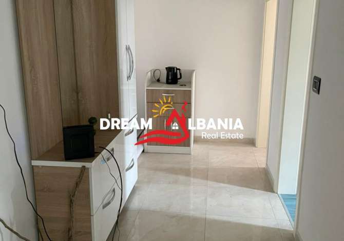 Ambient biznesi me qera 3+1 ne Tirane - 600 Euro