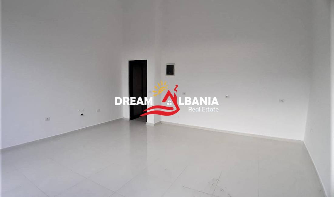 Dyqan ne shitje ne Don Bosko,prane Fiori Di Bosko ne Tirane (ID 4171368)