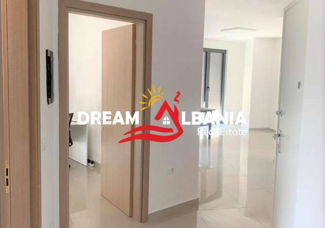 Jepet me qera ambient zyre tek rruga e Bogdaneve prane shkolles Avni Rustemi 