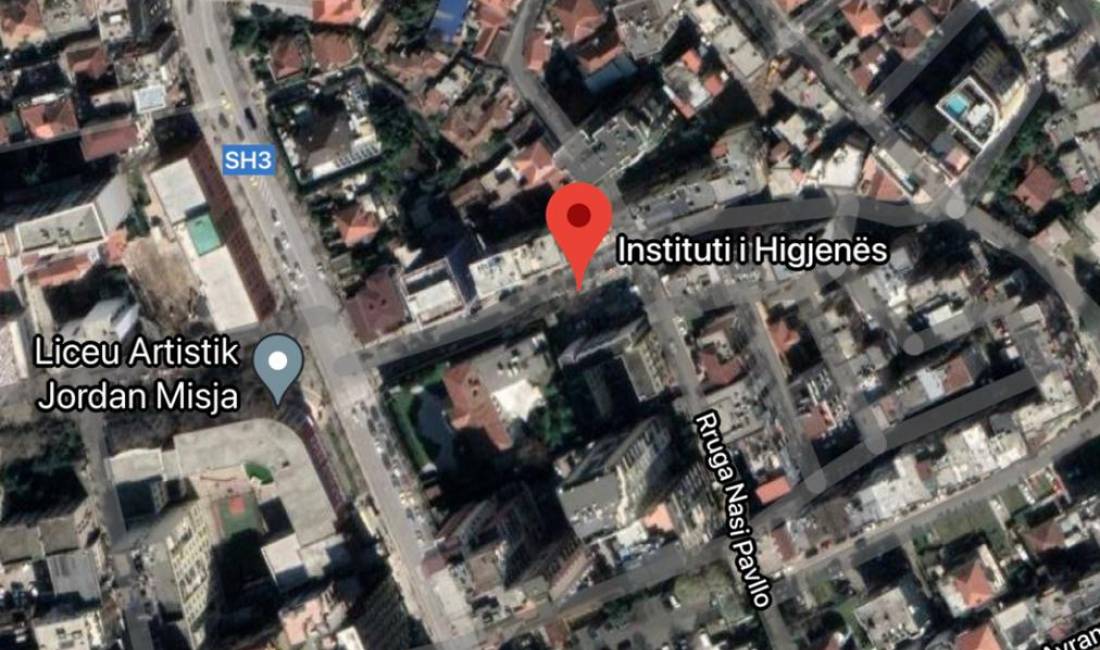 Dyqan ne shitje te Rruga Elbasanit prane Ambasades Amerikane ne Tirane (ID 4171380)