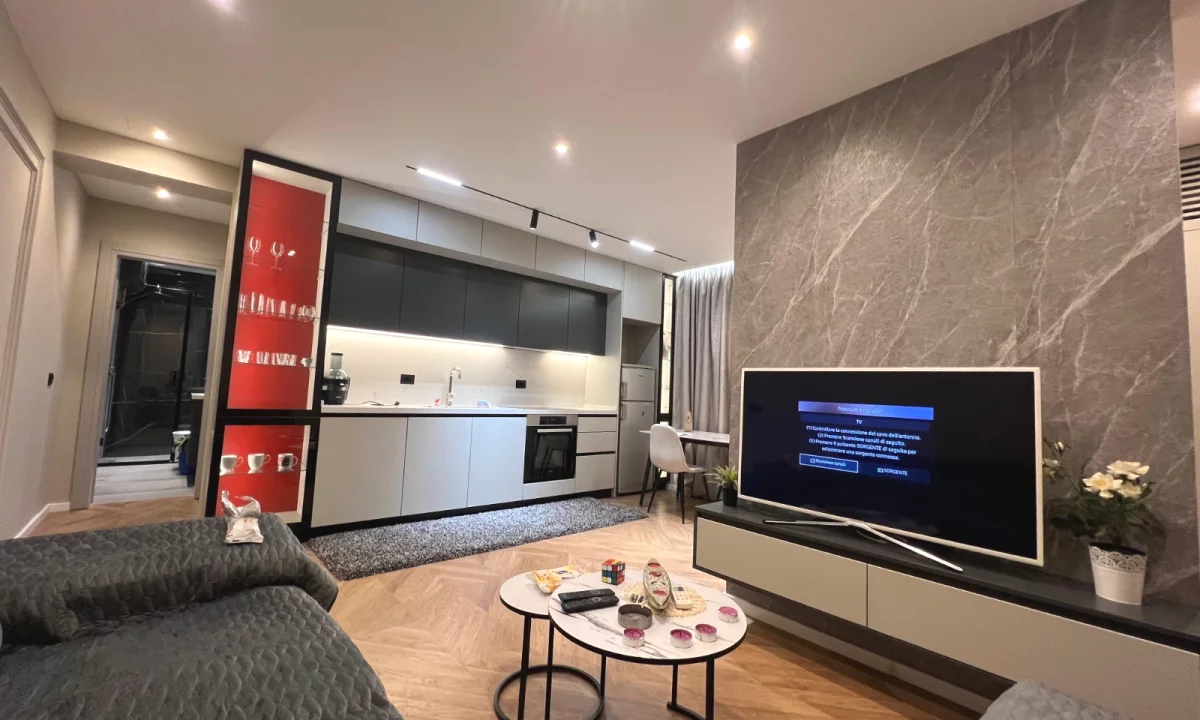 Shtepi me qera Apartament ne Tirane, 1+1, Mobilimi E mobiluar, Pagesa 650  Euro.