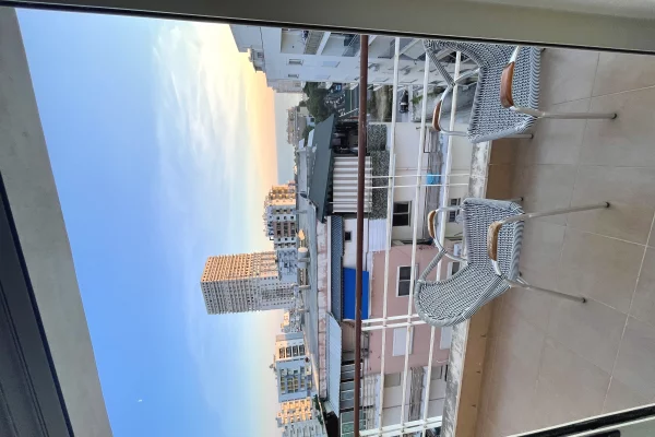 Shtepi me qera Apartament ne Durres, 2+1, Mobilimi E mobiluar, Pagesa 300  Euro.