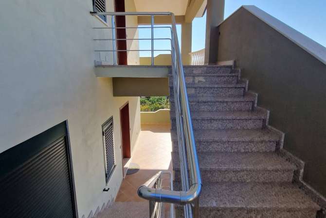 Private house for sale in Elbasan 4+1, In Part