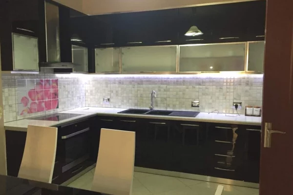 Shtepi me qera 2+1 ne Tirane - 45,000 Leke