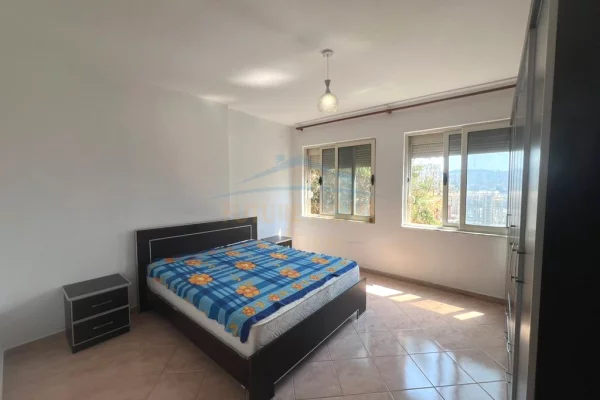 Shtepi ne shitje Apartament ne Tirane, 1+1, Mobilimi E mobiluar, Pagesa 128,000  Euro.