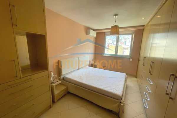 Shtepi me qera Apartament ne Tirane, 2+1, Mobilimi E mobiluar, Pagesa 550  Euro.
