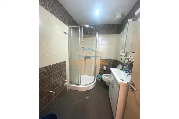 Shtepi me qera Apartament ne Tirane, 2+1, Mobilimi E mobiluar, Pagesa 550  Euro.