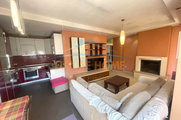 Shtepi me qera Apartament ne Tirane, 2+1, Mobilimi E mobiluar, Pagesa 550  Euro.