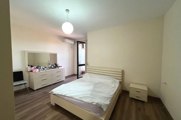 Shtepi me qera Apartament ne Tirane, 2+1, Mobilimi E mobiluar, Pagesa 50,000  Leke.