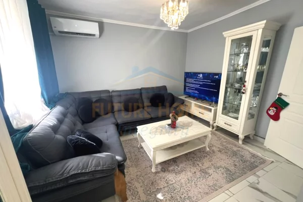 Shtepi me qera 1+1 ne Tirane - 55,000 Leke