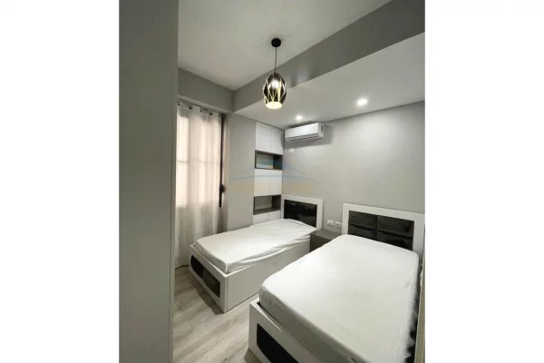 Shtepi me qera Apartament ne Tirane, 2+1, Mobilimi E mobiluar, Pagesa 650  Euro.