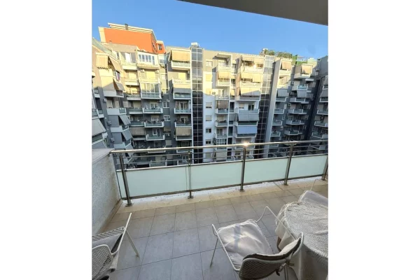 Shtepi me qera Apartament ne Tirane, 1+1, Mobilimi E mobiluar, Pagesa 55,000  Leke.