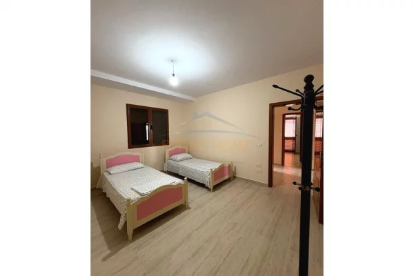 Shtepi me qera Shtepi Private ne Tirane, 2+1, Mobilimi E mobiluar, Pagesa 550  Euro.