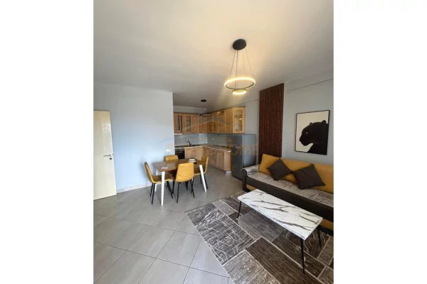 Shtepi ne shitje Apartament ne Tirane, 1+1, Mobilimi E mobiluar, Pagesa 140,000  Euro.