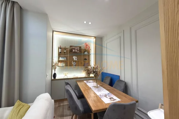 Shtepi me qera Apartament ne Tirane, 2+1, Mobilimi E mobiluar, Pagesa 85,000  Leke.