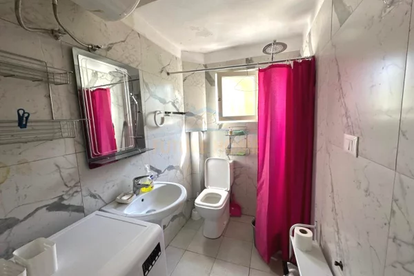Shtepi me qera Apartament ne Tirane, 1+1, Mobilimi E mobiluar, Pagesa 50,000  Leke.