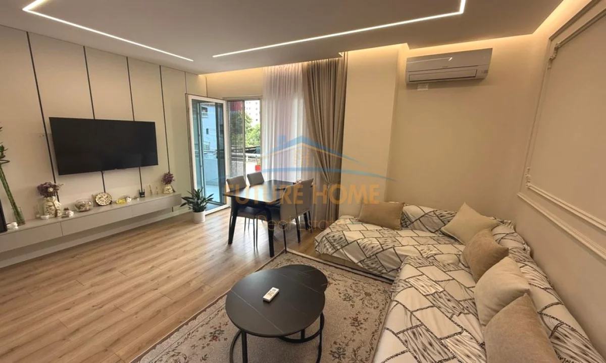 Shtepi me qera Apartament ne Tirane, 2+1, Mobilimi E mobiluar, Pagesa 700  Euro.