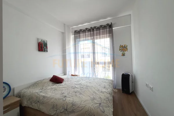 Shtepi ne shitje Apartament ne Tirane, 1+1, Mobilimi E mobiluar, Pagesa 105,000  Euro.