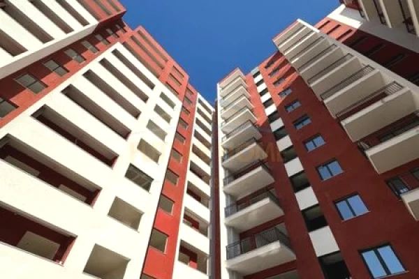 Shtepi ne shitje Apartament ne Tirane, 2+1, Mobilimi Bosh, pa mobiluar, Pagesa 197,000  Euro.
