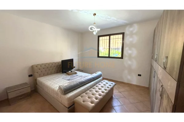 Shtepi ne shitje Apartament ne Tirane, 1+1, Mobilimi E mobiluar, Pagesa 108,000  Euro.