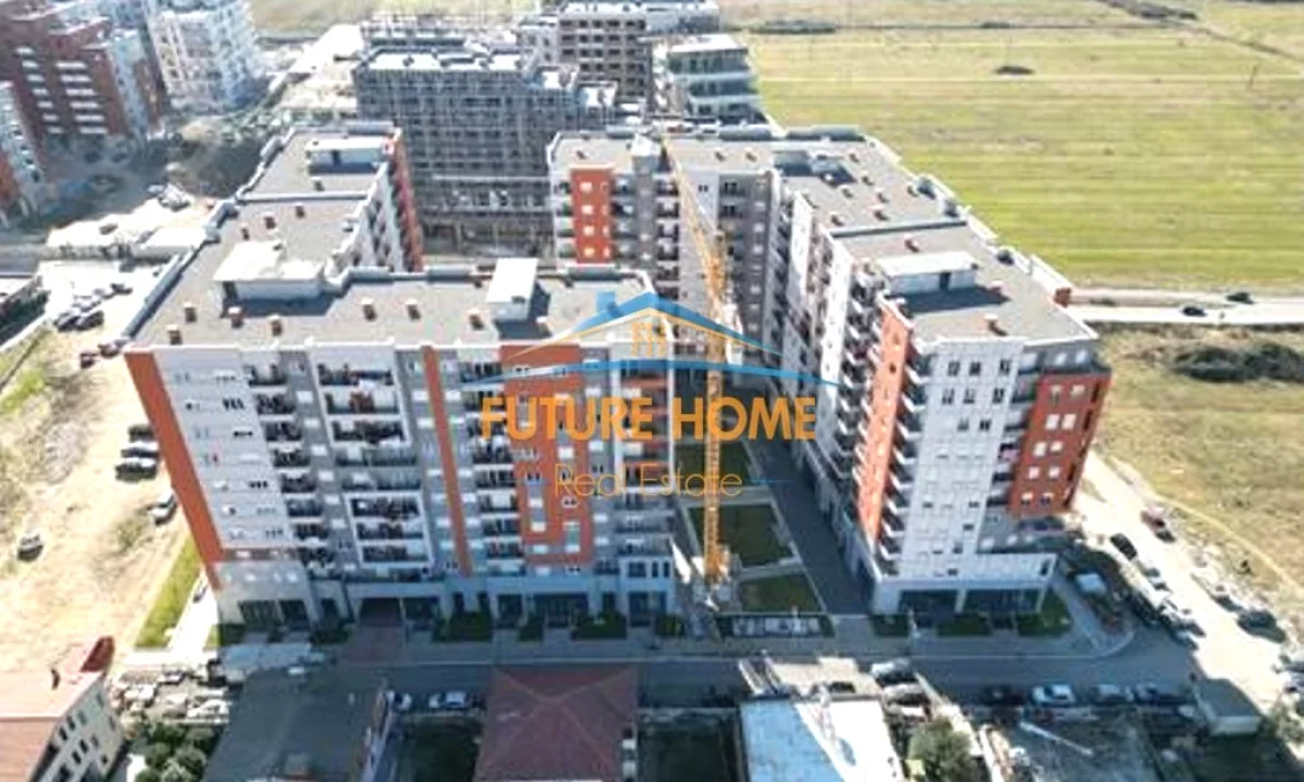 Shtepi ne shitje Apartament ne Tirane, 2+1, Mobilimi Bosh, pa mobiluar, Pagesa 180,000  Euro.