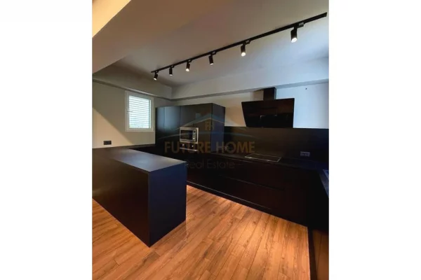 Shtepi ne shitje Apartament ne Tirane, 3+1, Mobilimi E mobiluar, Pagesa 550,000  Euro.