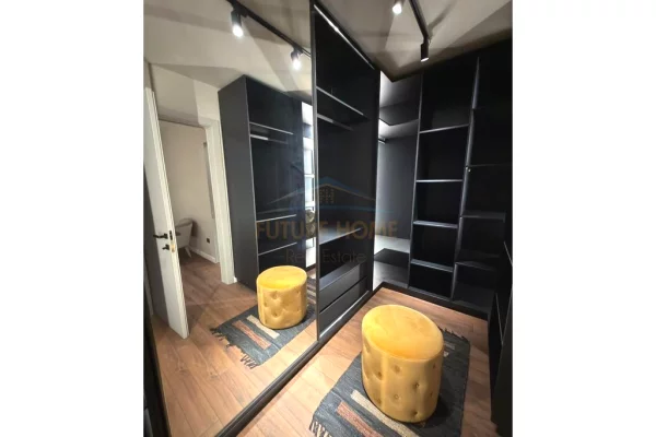 Shtepi ne shitje Apartament ne Tirane, 3+1, Mobilimi E mobiluar, Pagesa 550,000  Euro.