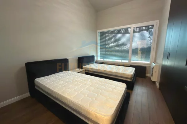 Shtepi ne shitje Apartament ne Tirane, 3+1, Mobilimi E mobiluar, Pagesa 550,000  Euro.