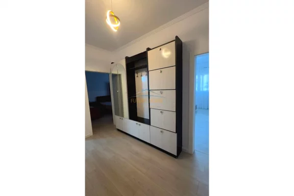 Shtepi me qera Apartament ne Tirane, 2+1, Mobilimi E mobiluar, Pagesa 650  Euro.