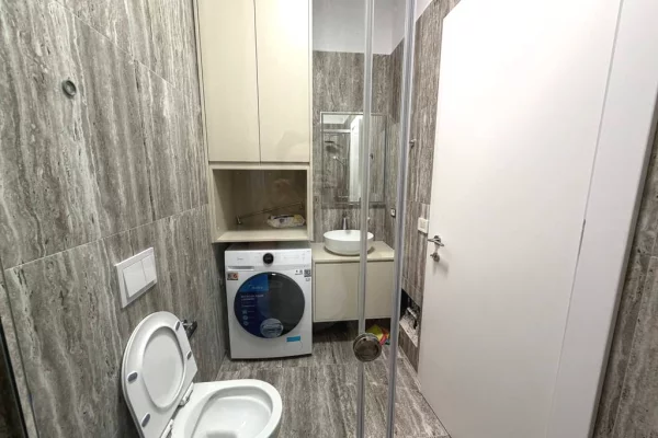 Shtepi me qera Apartament ne Tirane, 2+1, Mobilimi E mobiluar, Pagesa 1,250  Euro.